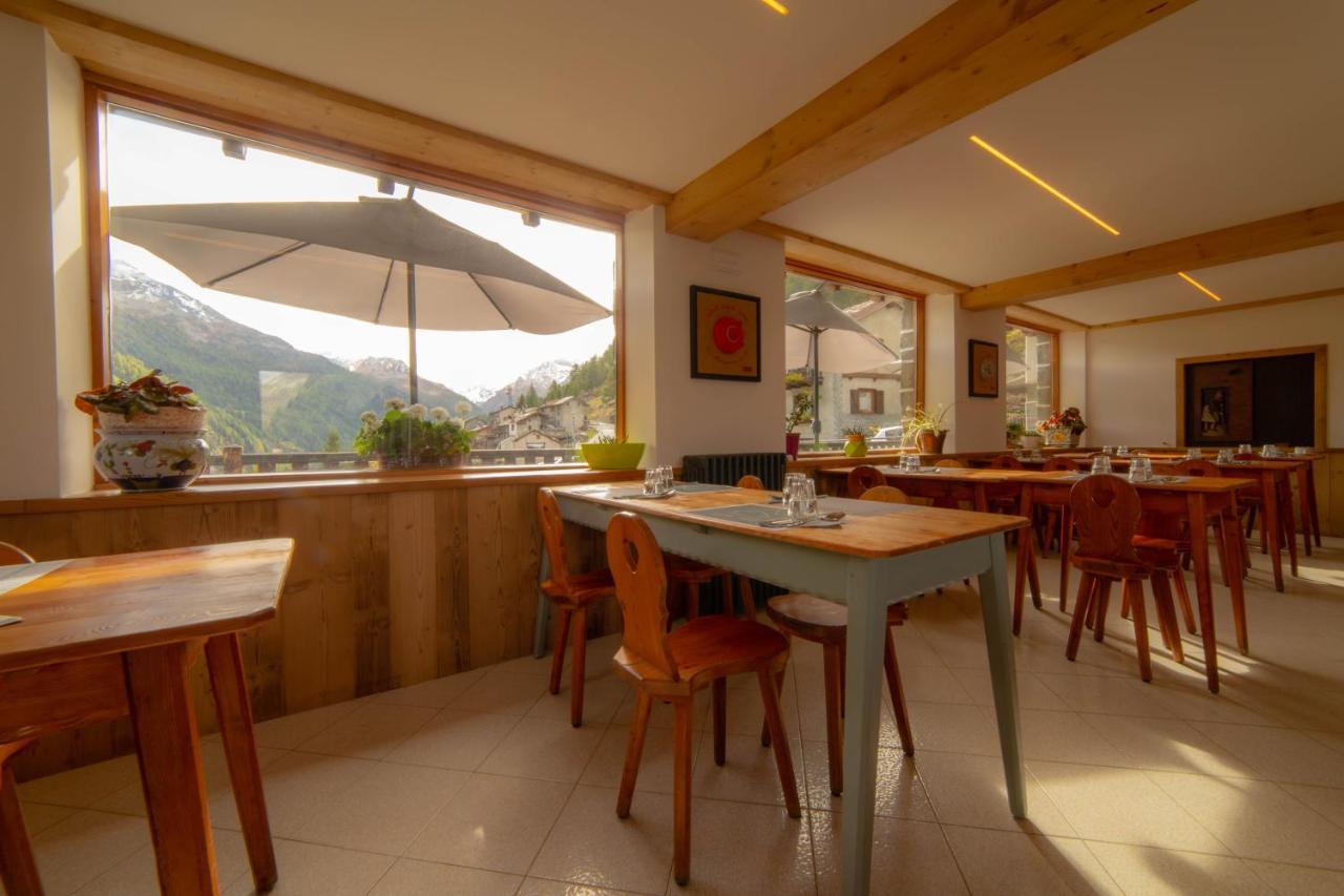Hotel & Restaurant Perret - Mountain People Valgrisenche Ngoại thất bức ảnh