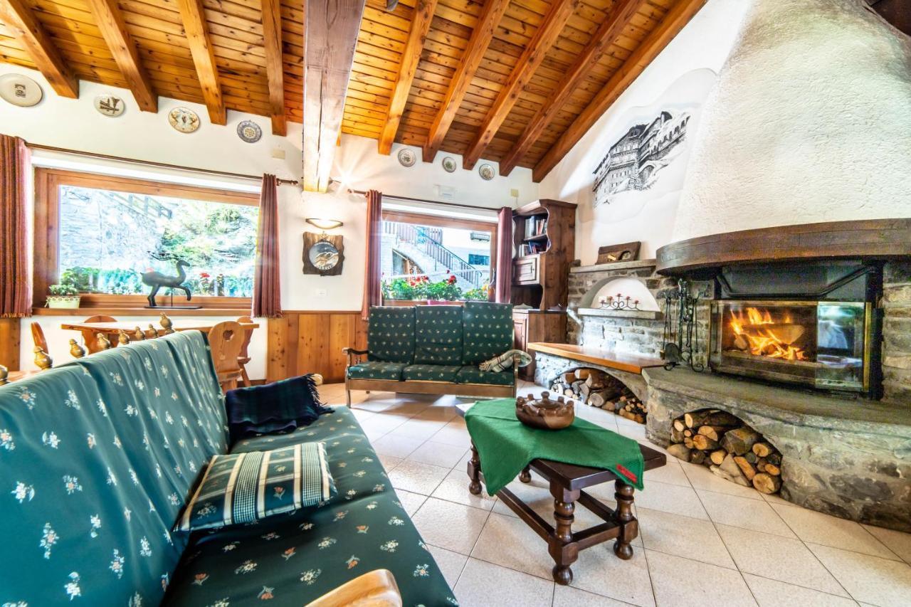 Hotel & Restaurant Perret - Mountain People Valgrisenche Ngoại thất bức ảnh